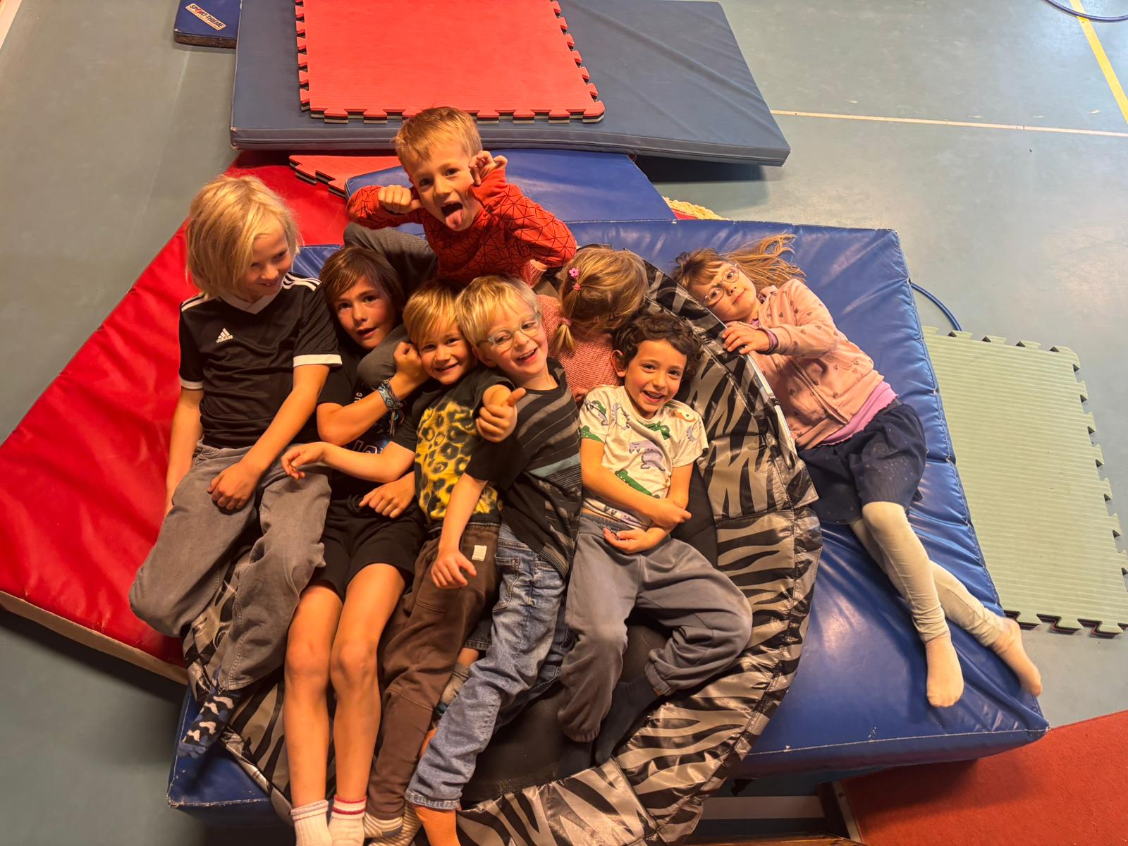 Roodsnoracademie @ SaMa 2e semester - bewegingstheater op dinsdag (2e en 3e KL) - 10 sessies